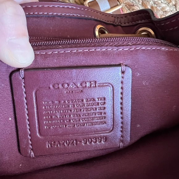 Authentic COACH backpack - Picture 3 of 6